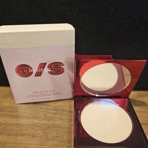 ONE/SIZE Turn Up The Base Pressed Face Powder Fair Neutral 0.28 oz